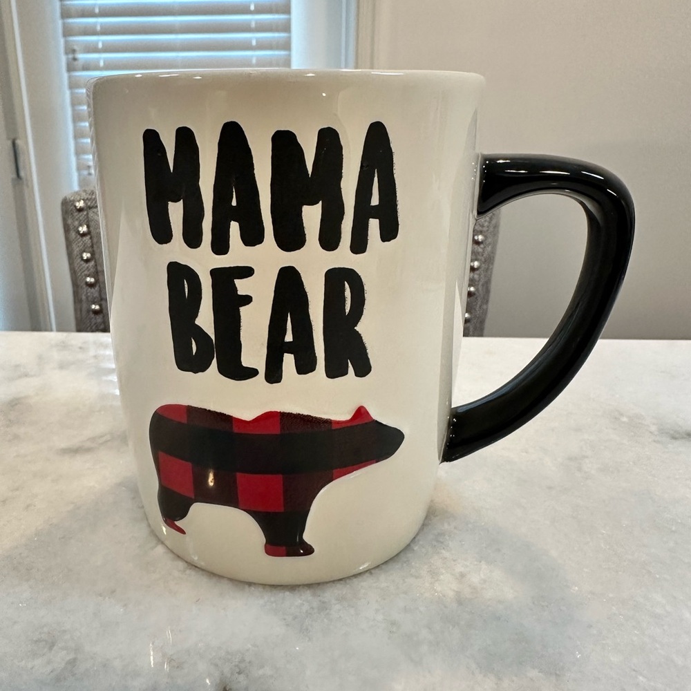 MAMA BEAR with Heart Design Coffee / Tea Mug - NWOT